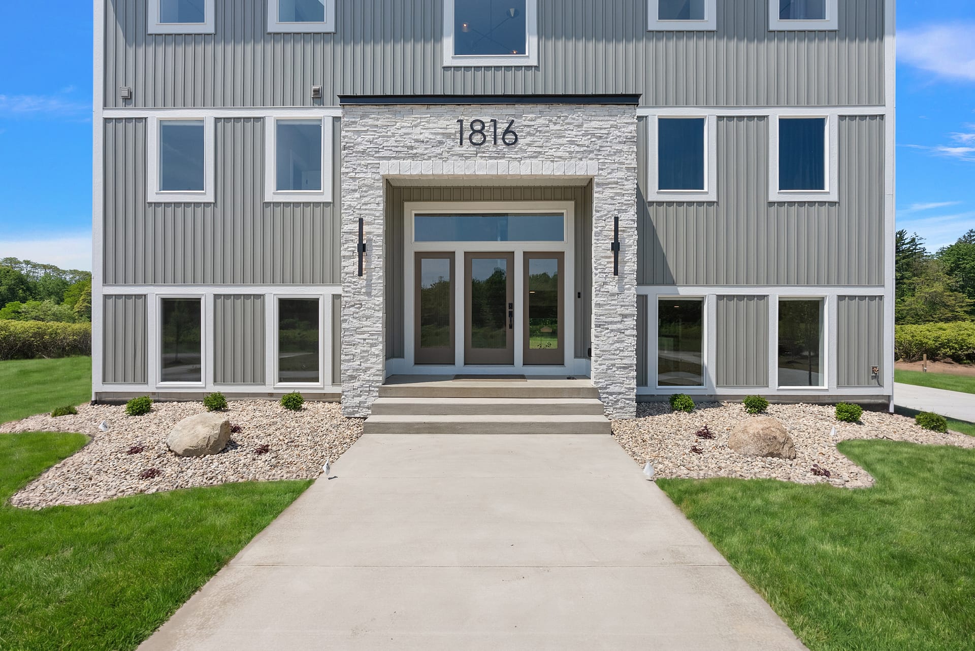 Blueberry Grand Retreat 3
