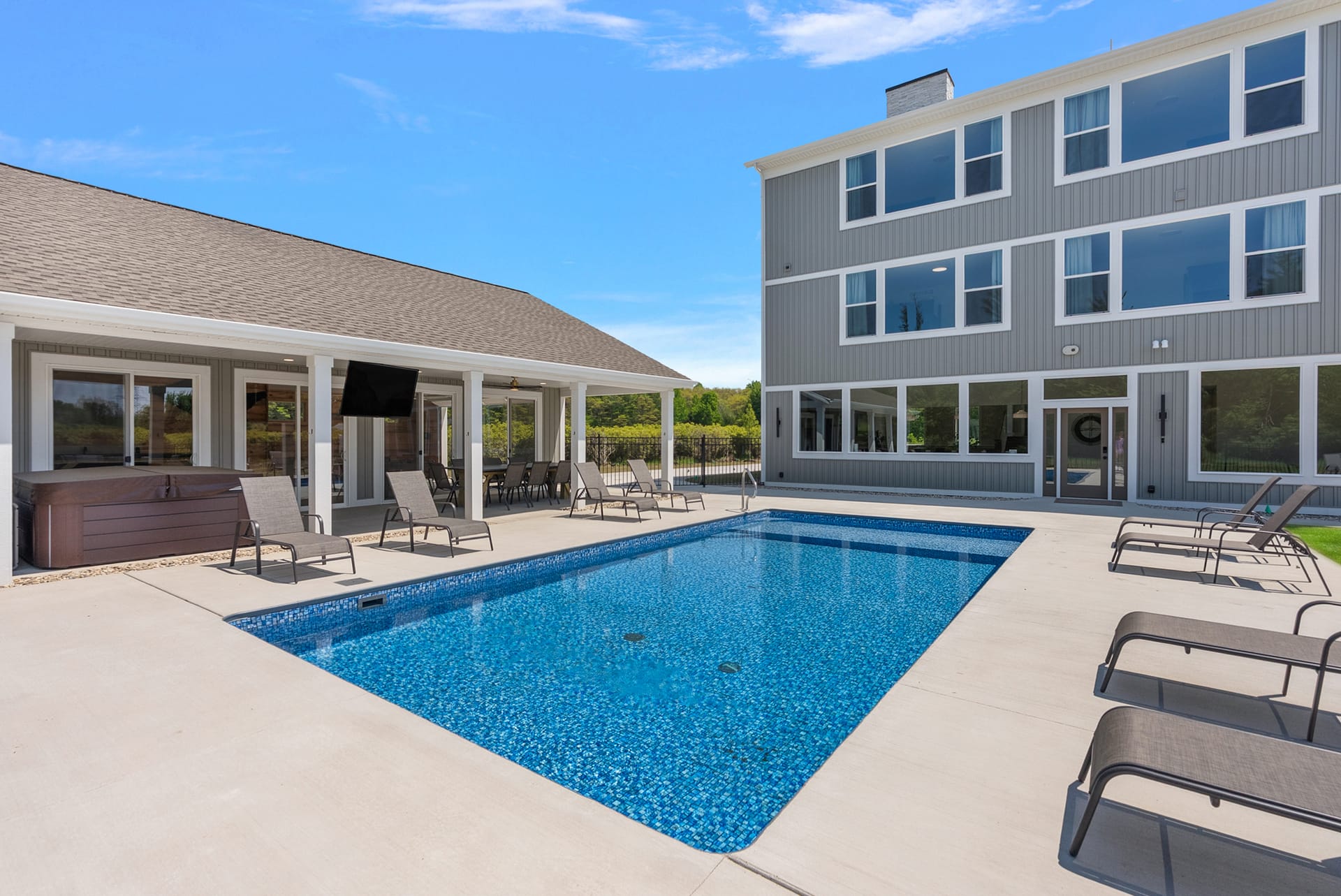 Blueberry Grand Retreat 9