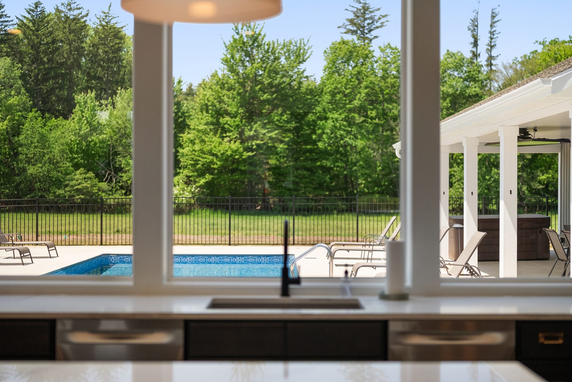 Blueberry Grand Retreat 56